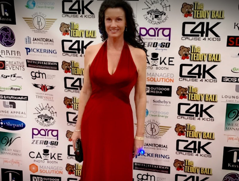 Jenny Simon at the black tie Teddy Ball benefiting Cruise4Kids